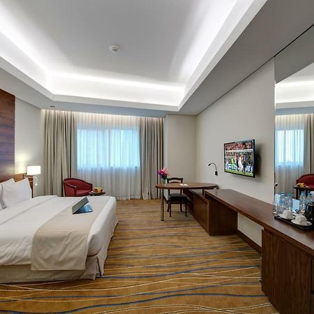 Center Hotel Charjah Extérieur photo